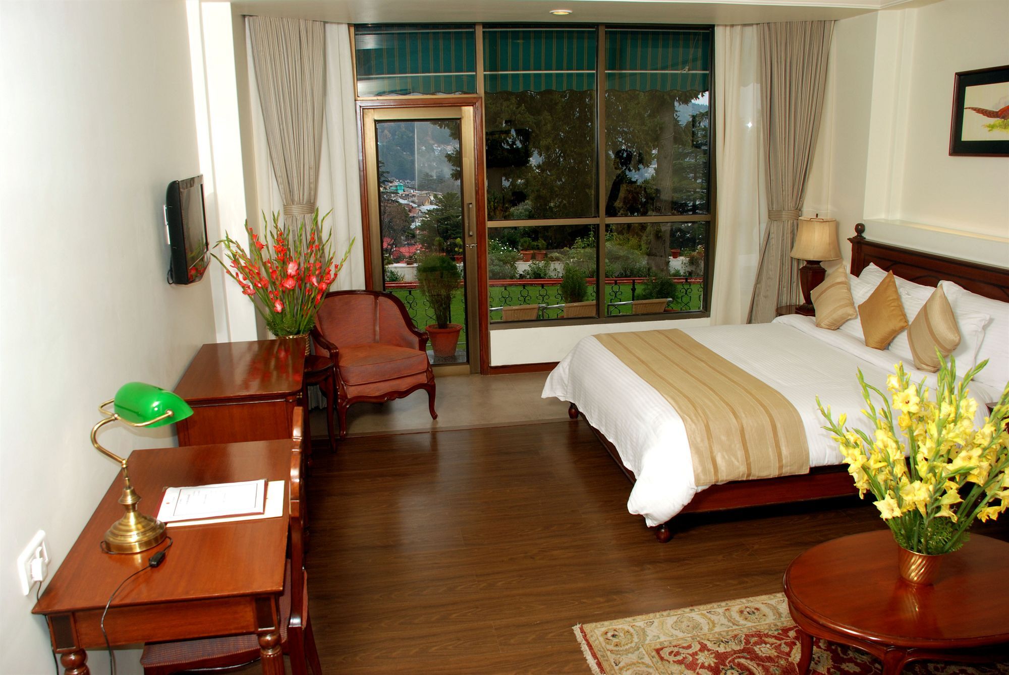 Namah Nainital, A Member Of Radisson Individuals Retreats Hotel Exterior photo